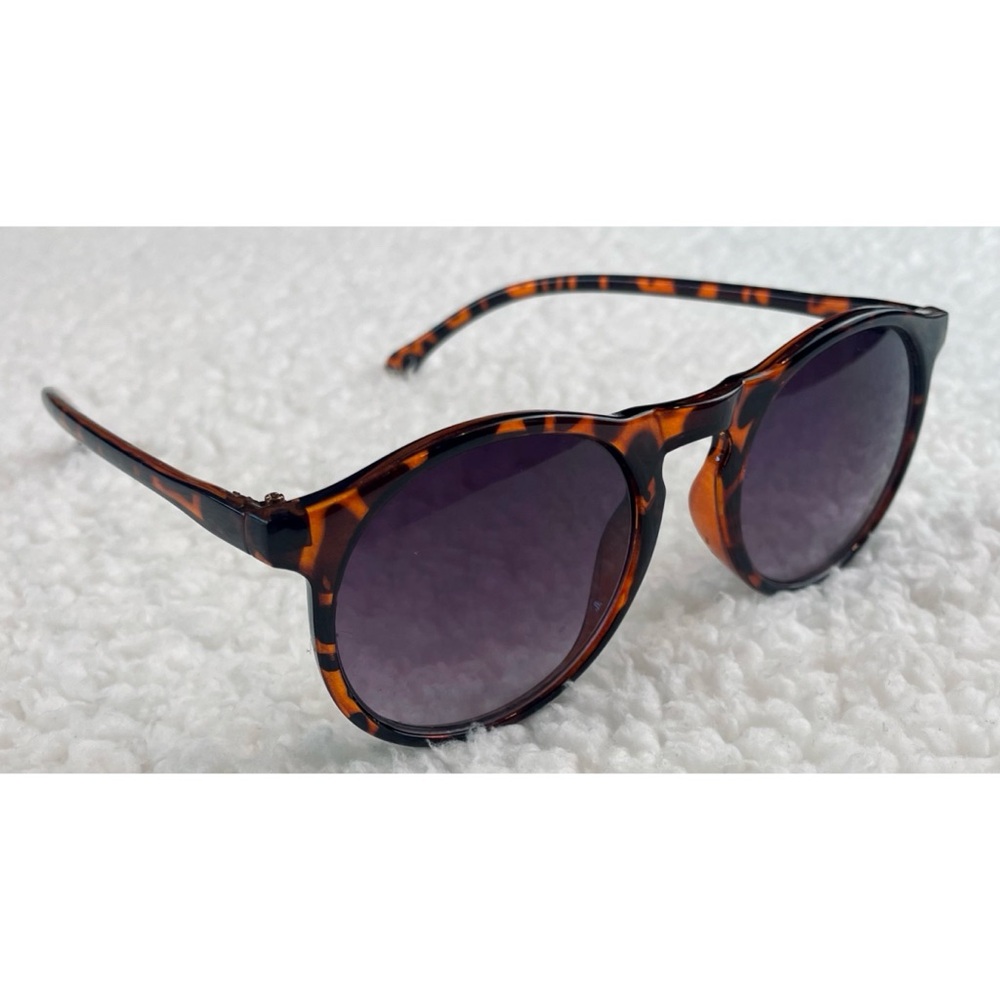 Tortoise Shell Sunglasses with Purple Lenses - Picture 9 of 16